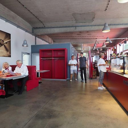 Appartement "Traumzeit" Mit Penthouseflair - Oase Am Haff Garz  Ruang foto