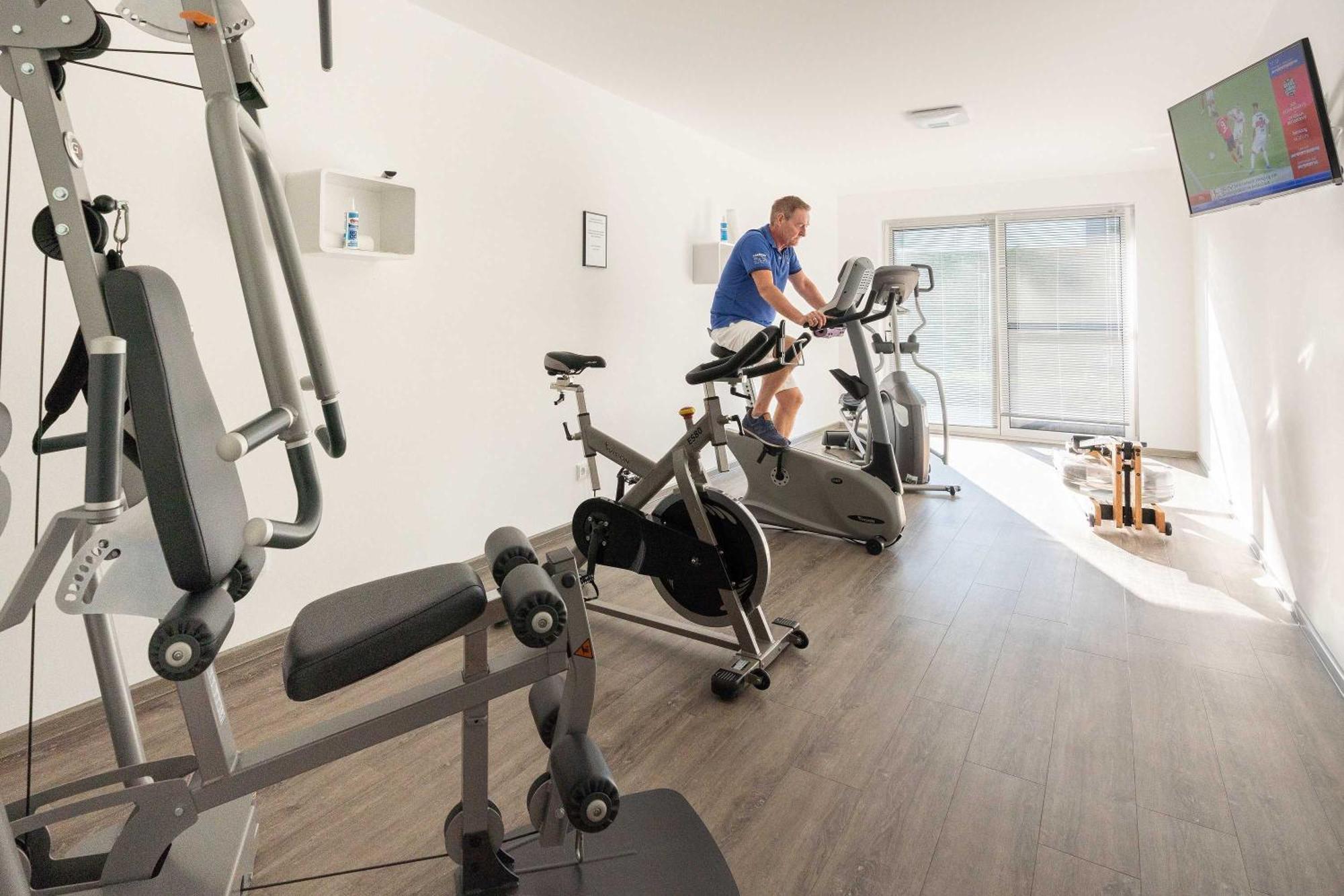 Appartement "Traumzeit" Mit Penthouseflair - Oase Am Haff Garz  Ruang foto