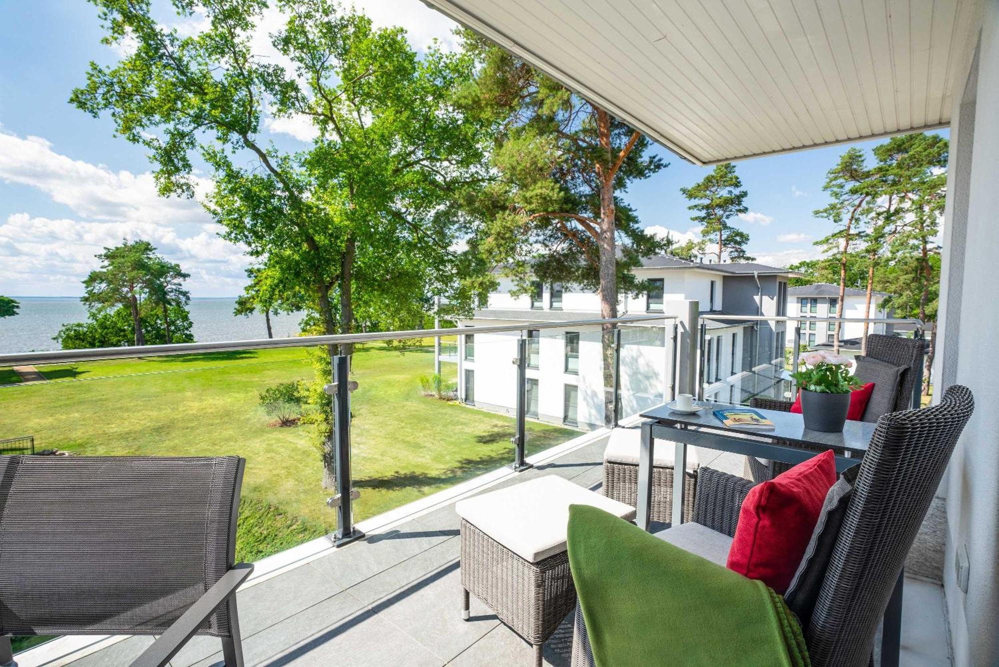 Appartement "Traumzeit" Mit Penthouseflair - Oase Am Haff Garz  Ruang foto